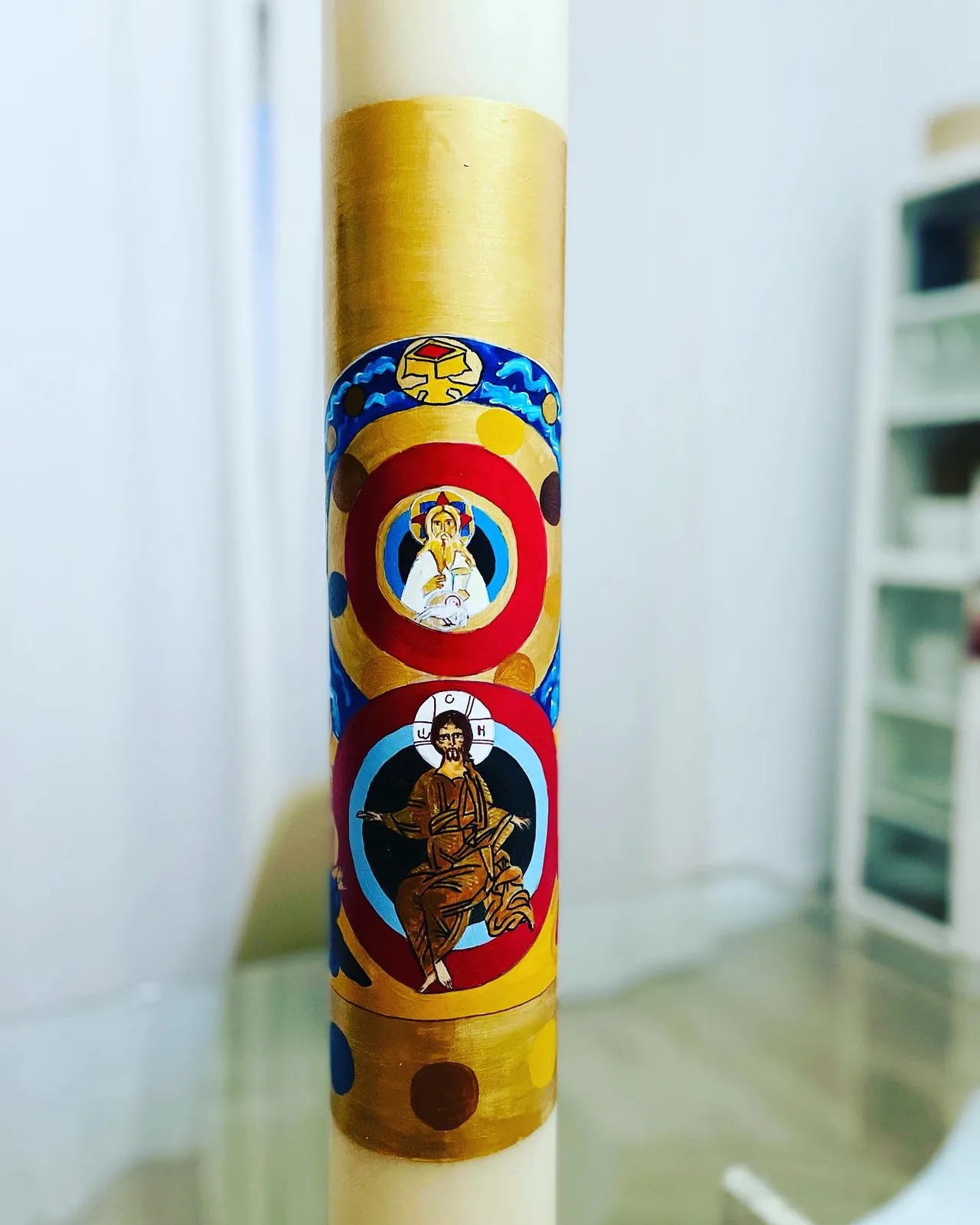 Cirio pascual elaborado pintado a mano, referencia CP-E-10
