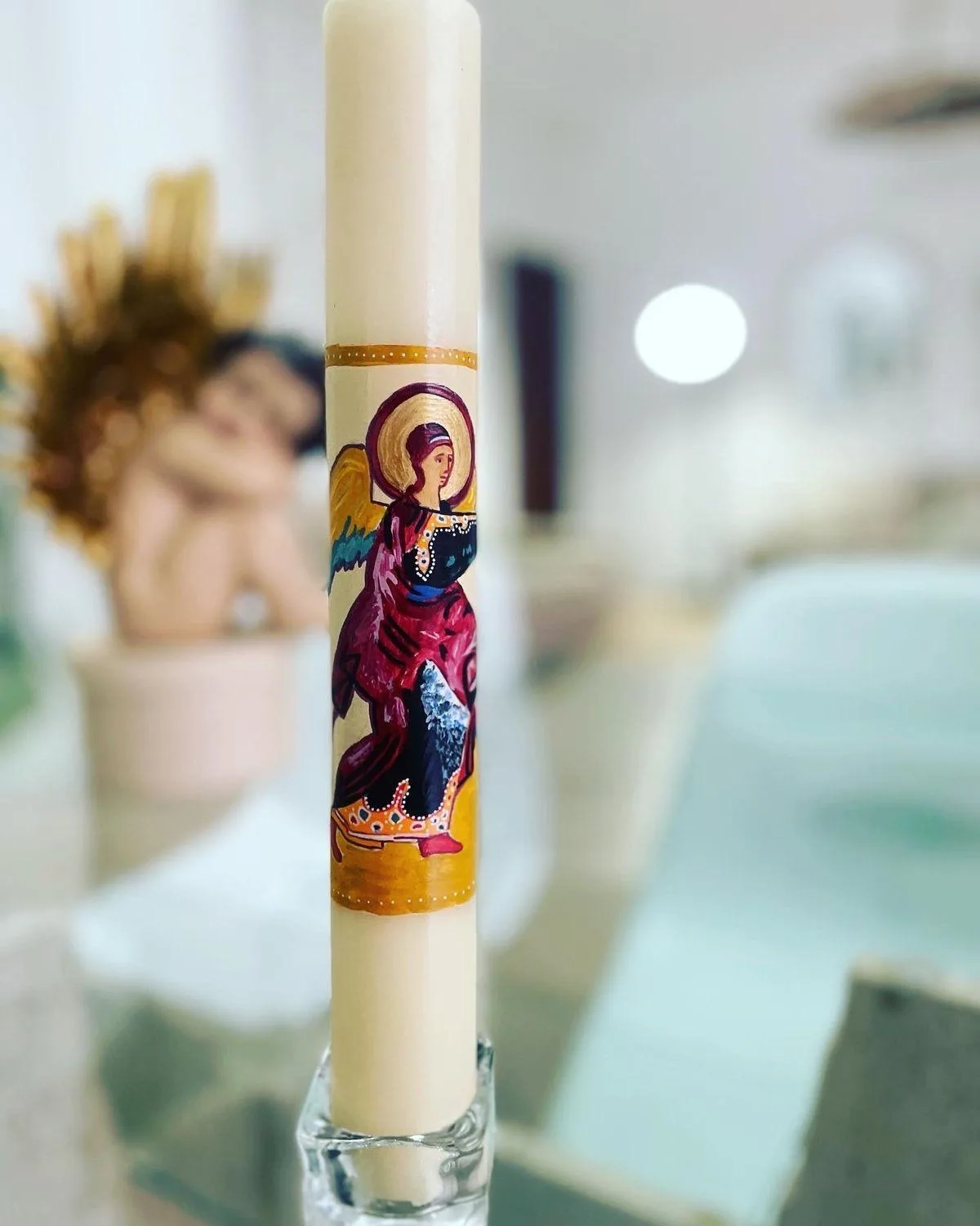 Vela de bautizo pintada al detalle, a todo color, referencia BZ-D-11